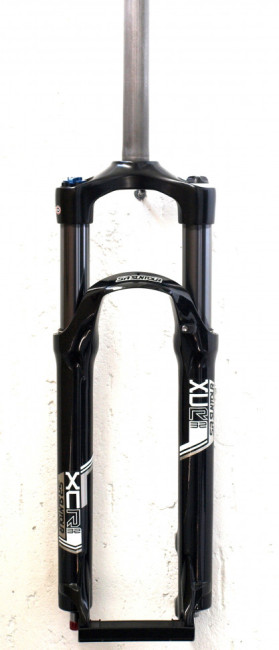 Вилка SR Suntour SF14 XCR DS LO R AIR A 100 27.5", черный (1200361) Вилка SR Suntour SF14 XCR DS LO R AIR A 100 27.5", черный (1200361)