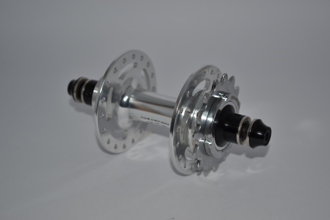 Втулка задняя Novatec A166SBT/F BO Fix-Fix 32H, серебристый (NT100075) Втулка задняя Novatec A166SBT/F BO Fix-Fix 32H, серебристый (NT100075)