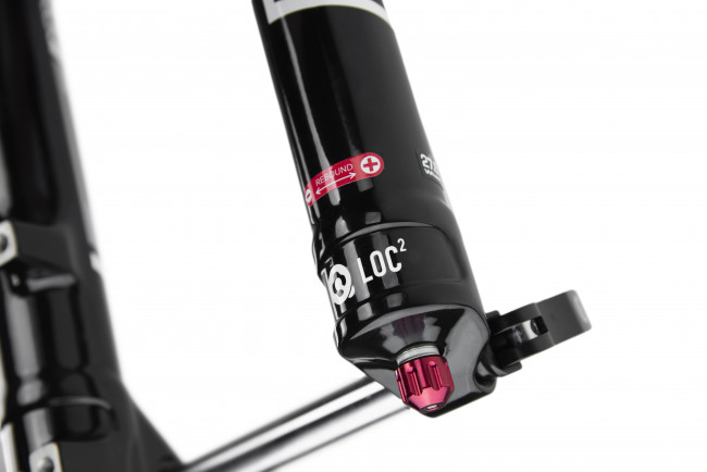 Вилка SR Suntour SF17 Aion DS LO R CTS 15QLC32 160 27.5", черный (1200140) Вилка SR Suntour SF17 Aion DS LO R CTS 15QLC32 160 27.5", черный (1200140)