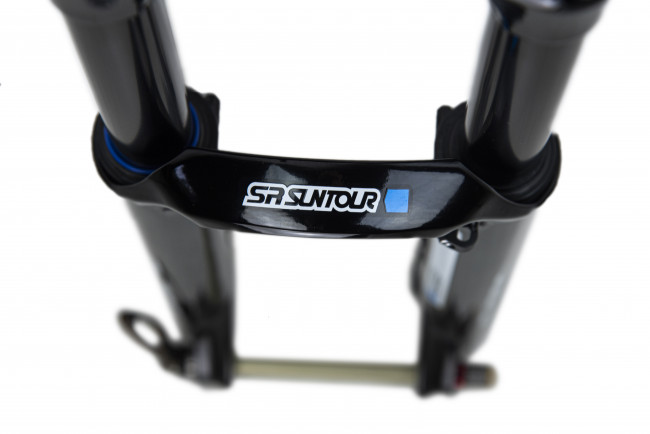 Вилка SR Suntour SF18 Auron35 Boost RL RC PCS 15QLC2 TI 110 160 27.5", черный (1200154) Вилка SR Suntour SF18 Auron35 Boost RL RC PCS 15QLC2 TI 110 160 27.5", черный (1200154)