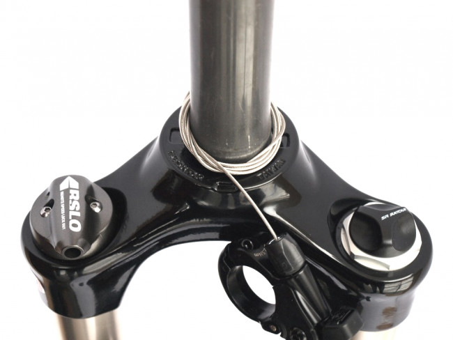 Вилка SR Suntour SF13 NRX AIR D P RL 75 700C, черный (1200025)