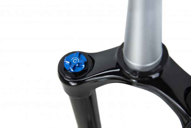 Вилка SR Suntour SF20 Durolux36 Boost RC PCS 15QLC32 110 170 29", черный (1200172) Вилка SR Suntour SF20 Durolux36 Boost RC PCS 15QLC32 110 170 29", черный (1200172)